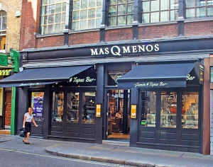 Mas Q Menos in Soho, London